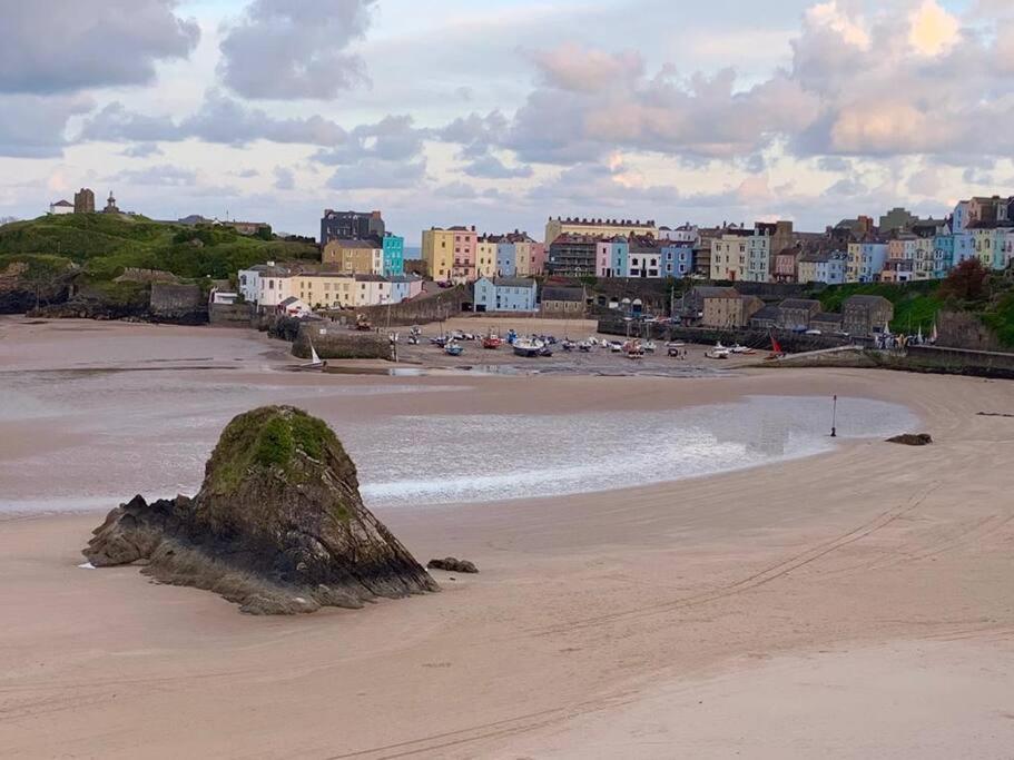 Lobster Cottage - Stylish 3 Bedroom Cottage In Heart Of Tenby Town, Pembrokeshire المظهر الخارجي الصورة