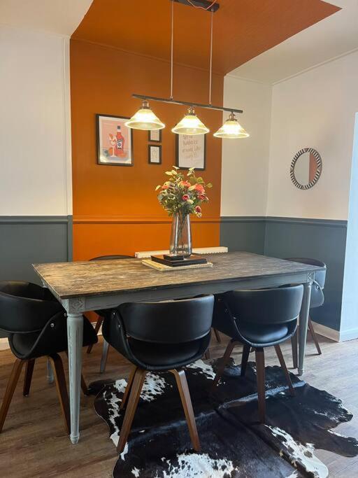 Lobster Cottage - Stylish 3 Bedroom Cottage In Heart Of Tenby Town, Pembrokeshire المظهر الخارجي الصورة